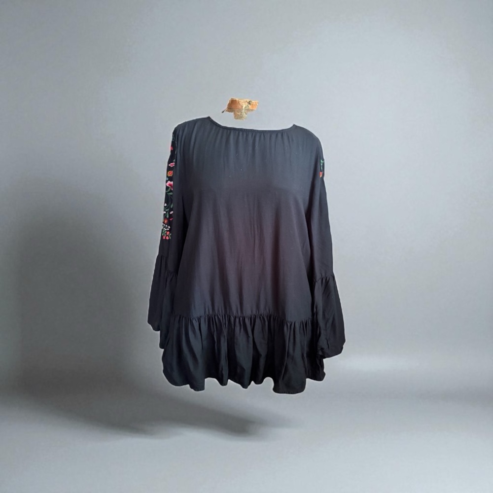 BeachLunchLounge embroidered shirt